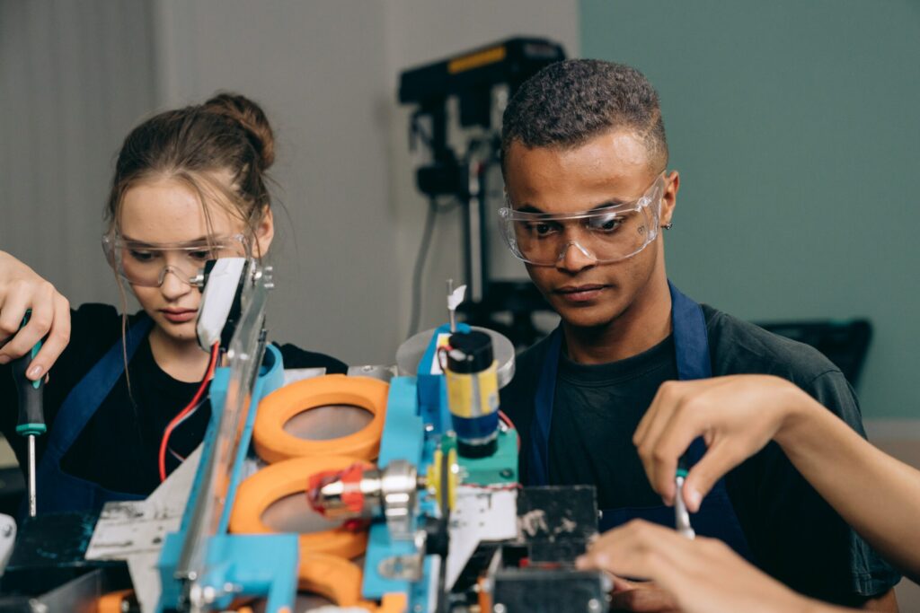 ESME & EPITECH Summer School 2022 – Make you own robot 14 ESME & EPITECH Summer School 2022 – Make you own robot